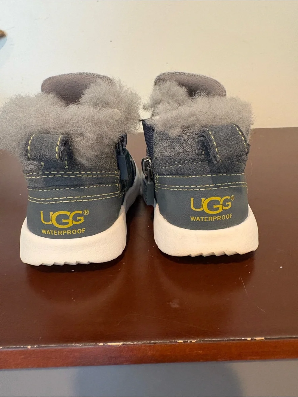 UGG kids winter